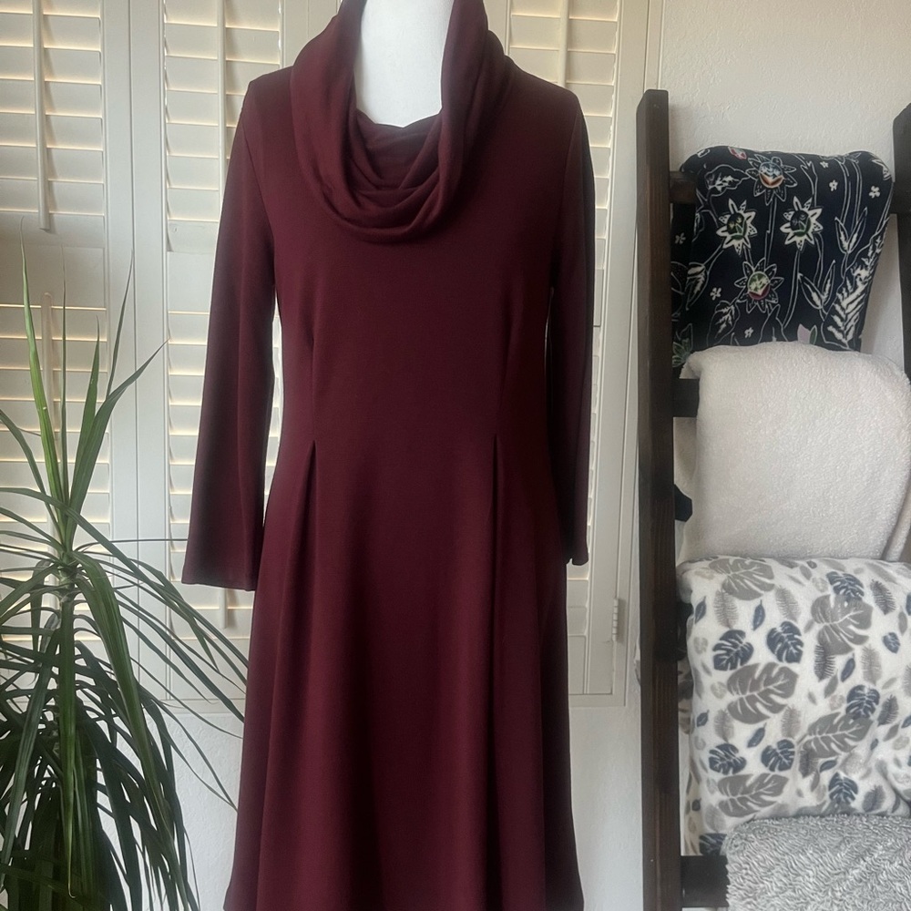 🍷 Cupio Maroon Cowl Neck Sweater Dress – Size Large